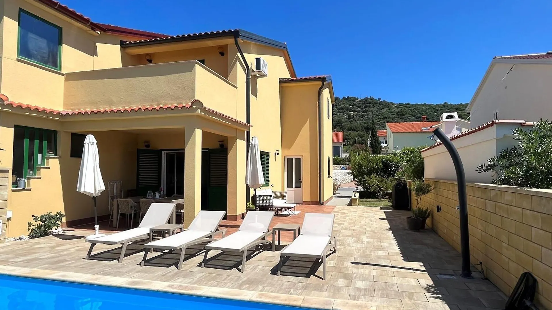 Ferienhaus Sommerflucht 2 Barbat na Rabu